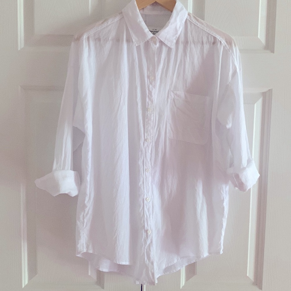 Abercrombie white shirt Size M